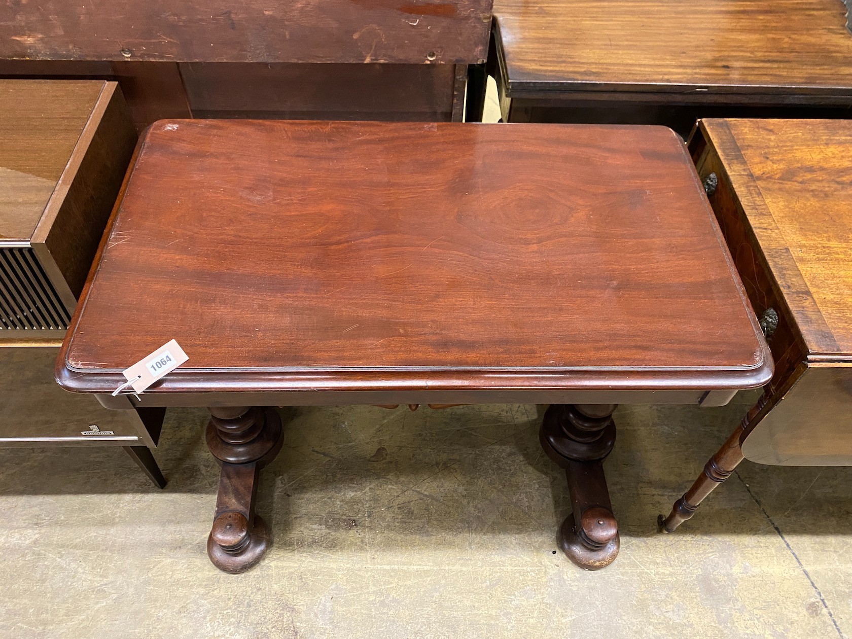 A Victorian rectangular mahogany centre table, length 91cm, depth 53cm, height 72cm